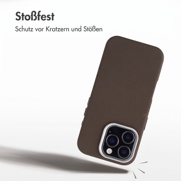 Accezz Mesh Backcover mit MagSafe Apple iPhone 16 Pro - Braun