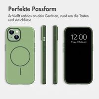 imoshion Color Backcover mit Thin MagSafe Ring Apple iPhone 15 - Dunkelgrün