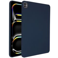 Accezz Liquid Silicone Back Cover mit Stifthalter für das iPad Pro 13 (2024) M4 - Dunkelblau