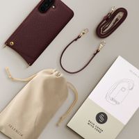 Selencia Nova HandyHülle mit Kordel und Kartenhalter Samsung Galaxy A36 / A56 - Bold Burgundy