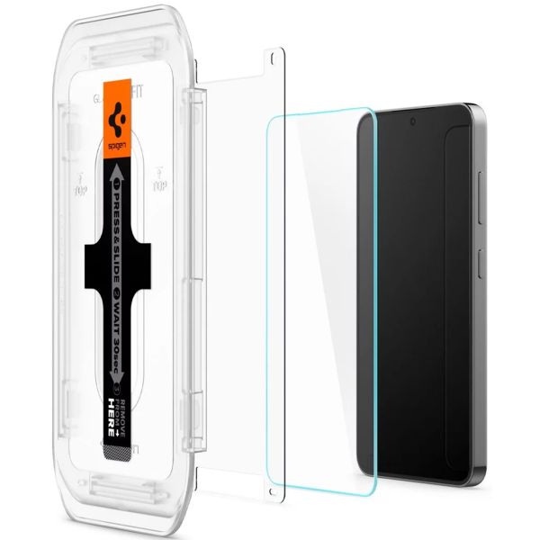 Spigen GLAStR Fit Displayschutzfolie  + Applicator für das Samsung Galaxy S24