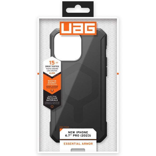 UAG Essential Armor MagSafe für das iPhone 15 Pro Max - Schwarz