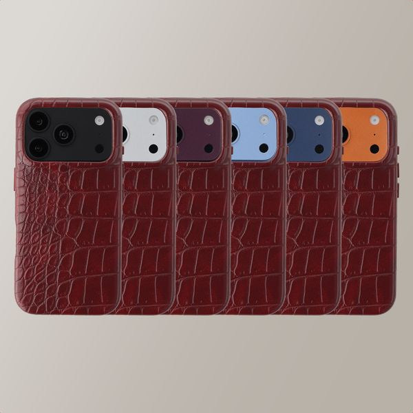 Selencia Croco Backcover mit MagSafe Apple iPhone 18 Pro Max / 17 Pro Max - Burgundy