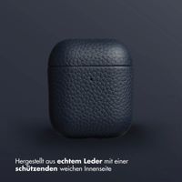 Accezz Echtes Leder Case Apple AirPods 1 / 2 - Dunkelblau