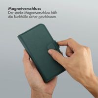 Selencia Olyn Abnehmbare Bookcase mit MagSafe Apple iPhone 16 - Grün