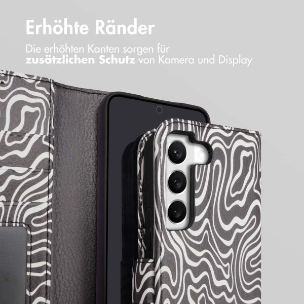 imoshion Design Klapphülle Samsung Galaxy S22 - Black And White