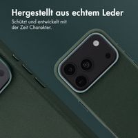 Accezz MagSafe Leather Backcover Apple iPhone 18 Pro Max / 17 Pro Max - Cedar Green