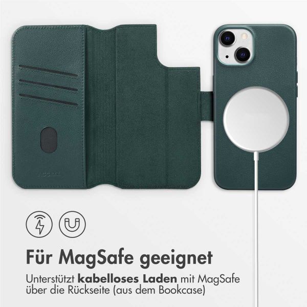 Accezz 2-in-1 Klapphülle aus Leder mit MagSafe für das iPhone 14 - Cedar Green