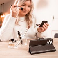 imoshion Design TPU Klapphülle Apple iPhone 13 Pro - Dandelion