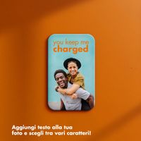 Gestalte deine eigene 10.000-mAh-Powerbank mit integrierten Kabeln – Weiß