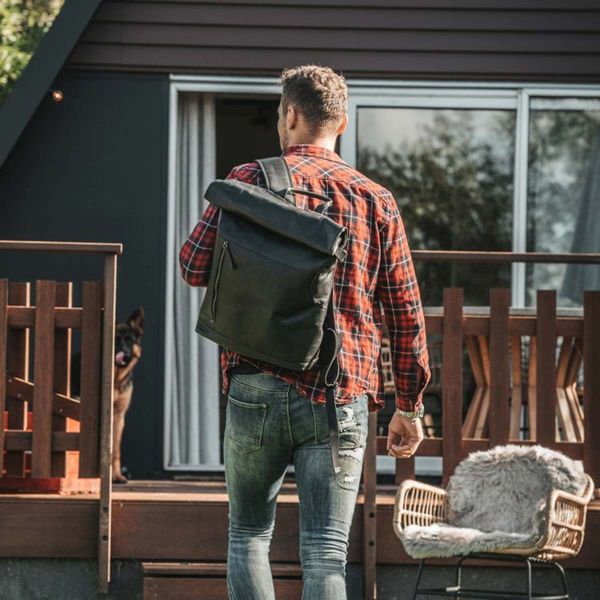 The Chesterfield Brand Liverpool Laptop Rucksack 17 Zoll - Echtes Leder - Schwarz