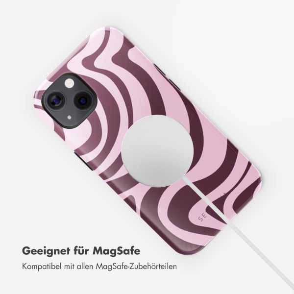 Selencia Vivid Tough Back Cover MagSafe für das iPhone 13 - Wavy Swirl Pink Plum