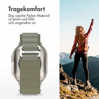 imoshion Nylon Alpine Armband für das  Apple Watch Series 1 t/m 11 / SE / Ultra (44/45/46/49 mm) - Olive Green