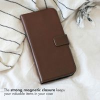 Selencia Echtleder Klapphülle Apple iPhone 13 Mini - Braun