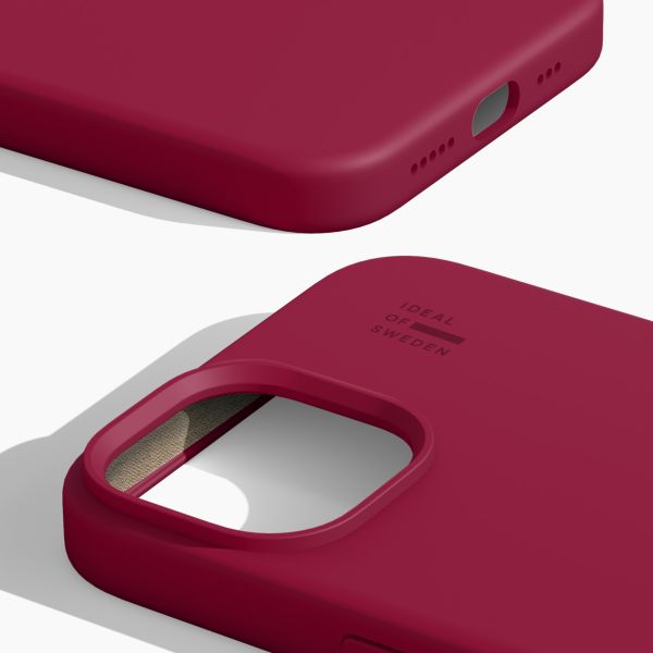 iDeal of Sweden Silikon Case für das iPhone 13 / 14 / 15 - Cranberry