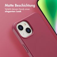 imoshion Color Backcover mit abnehmbarem Handykette und MagSafe Apple iPhone 14 - Raspberry