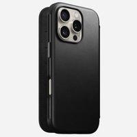 Nomad Modern Leather Folio Klapphülle für das iPhone 16 Pro - Black