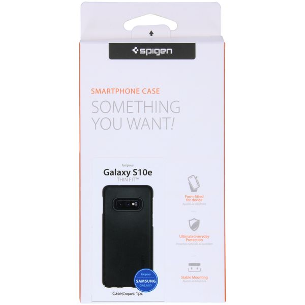 Spigen Thin Fit™ Hardcase Schwarz für das Samsung Galaxy S10e