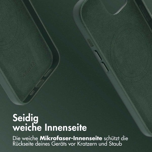 Accezz MagSafe Leather Backcover Apple iPhone 13 - Cedar Green