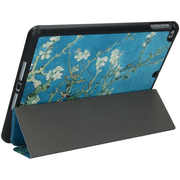 imoshion Design Trifold Klaphülle Apple iPad 6 (2018) 9.7 Zoll / iPad 5 (2017) 9.7 Zoll / Air 2 (2014)/Air 1 (2013) - Green Plant