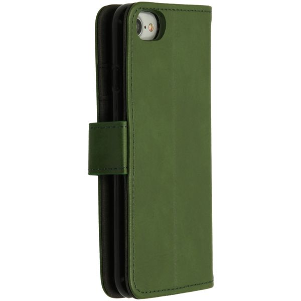 imoshion Luxuriöse Klapphülle Apple iPhone SE (2022 / 2020) / 8 / 7 / 6(s) - Grün