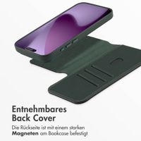 Accezz 2-in-1 Klapphülle aus Leder mit MagSafe Apple iPhone 17 Pro Max - Cedar Green