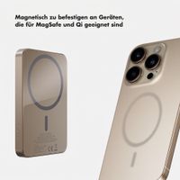 Selencia Vivid Powerbank 5.000 mAh - MagSafe und Qi - Desert Gold / Check This Burgundy