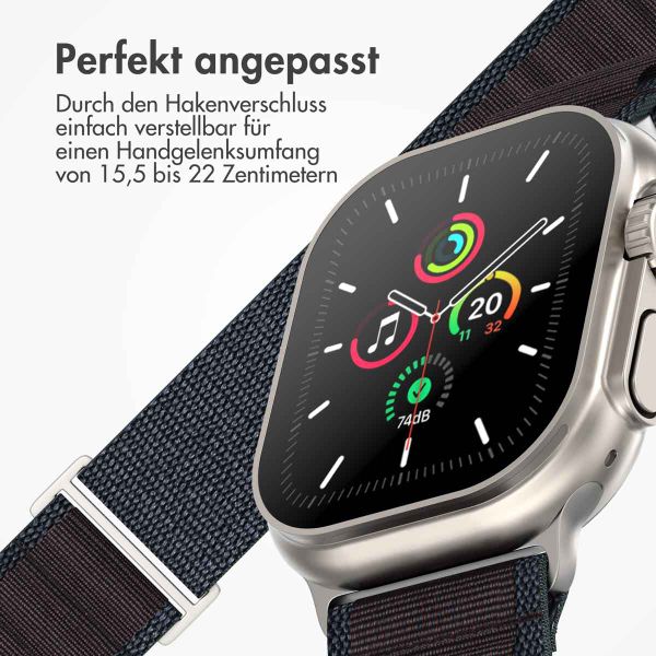 imoshion Nylon-Armband Alpine für die Apple Watch Series 1 bis 10 / SE / Ultra (2) (44/45/46/49 mm) - Indigo