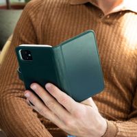 Selencia Echtleder Klapphülle Samsung Galaxy A42 - Grün