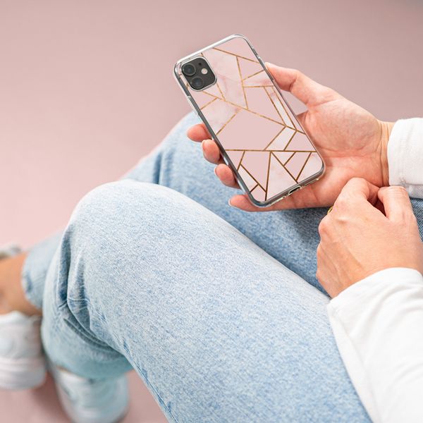 imoshion Design Hülle für das Apple iPhone 12 (Pro) - Pink Graphic