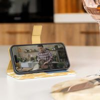 imoshion Design Klapphülle Samsung Galaxy S8 - Yellow Flowers