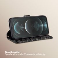 Selencia Sabi Klapphülle mit Leopardenmuster Apple iPhone 12 (Pro) - Midnight Black