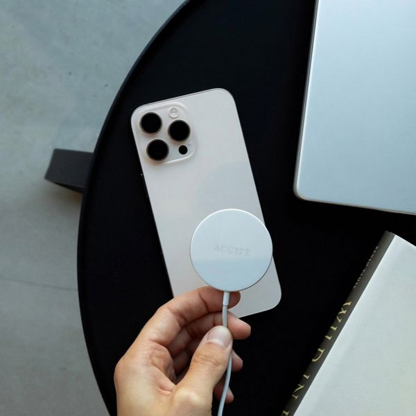 Accezz Wireless Charger USB-C - MagSafe kabelloses Ladegerät - 1 Meter - Weiß