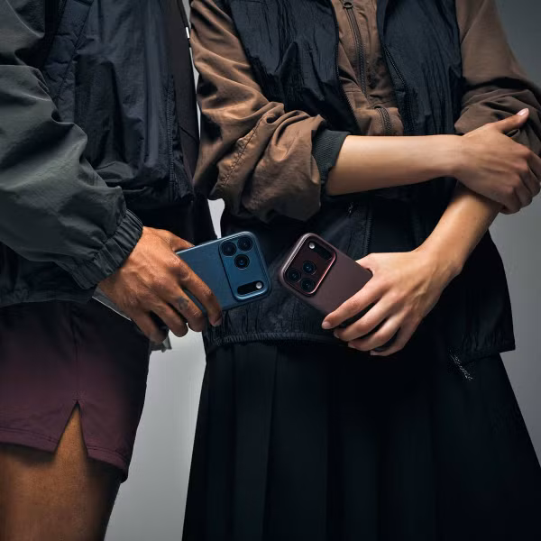 Decoded Leather Backcover MagSafe Apple iPhone 17 Pro - Navy Shadow