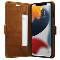 dbramante1928 Copenhagen Klapphülle für das Apple iPhone 13 - Braun