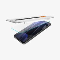 Spigen GLAStR Fit Displayschutzfolie 2er-Pack + Applicator Samsung Galaxy S24 FE / A37 / A56