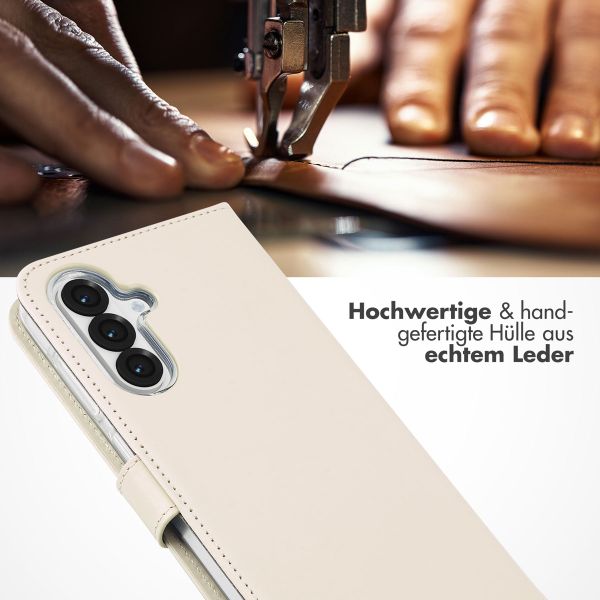 Selencia Echtleder Klapphülle Samsung Galaxy A36 - Greige