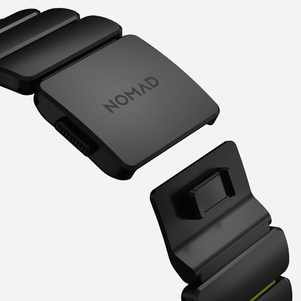 Nomad Stratos Armband für Apple Watch Series 1 - 11 / SE / Ultra (44/45/46/49 mm) - Volt / Natural Titanium