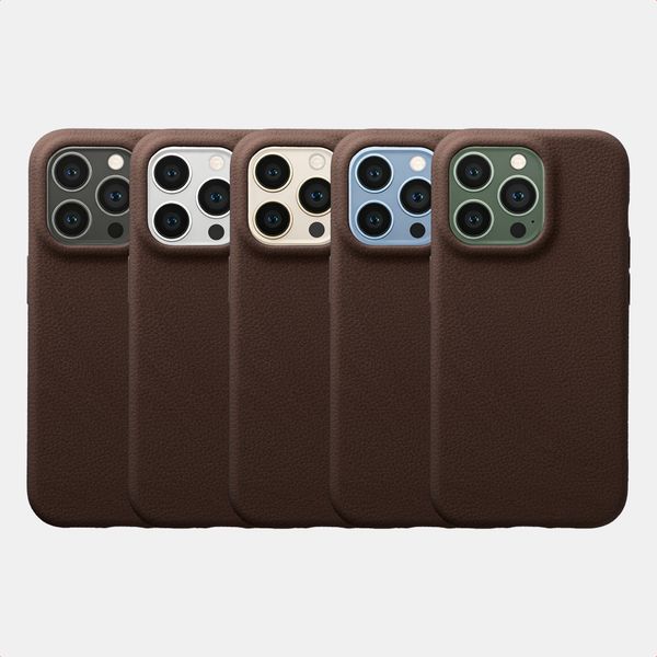 imoshion Texture Backcover Apple iPhone 13 Pro - Dunkelbraun