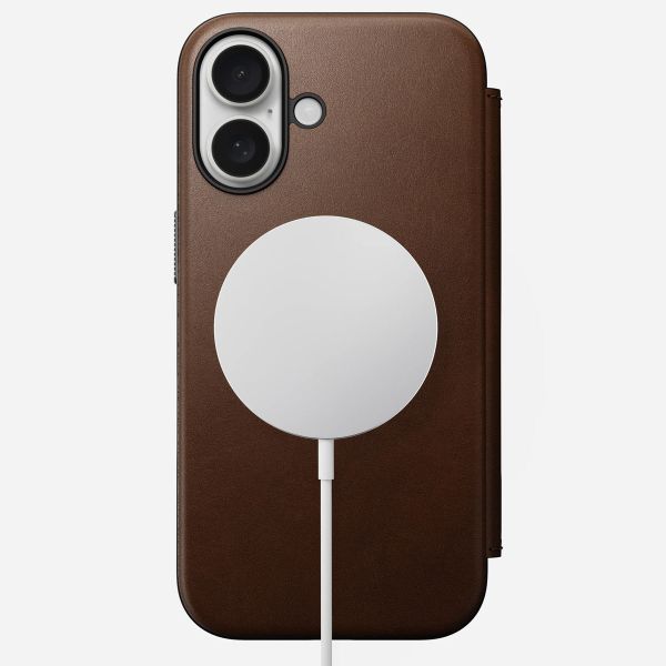 Nomad Modern Leather Folio Klapphülle für das iPhone 16 - Brown