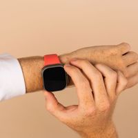 imoshion Silikon-Armband⁺ für  Apple Watch Series 1 t/m 11 / SE / Ultra (44/45/46/49 mm) - Größe M/L - Coral