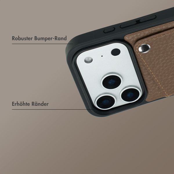 Selencia Riva Back Cover mit Kartenfach Apple iPhone 17 Pro - Mocha Brown