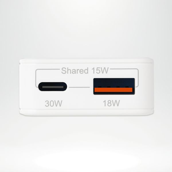 Accezz Ultra Slim GaN Ladegerät - USB-C + USB-A - 30 W - Weiß