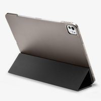 Spigen Smart Fold Klapphülle für das iPad Pro 13 (2024) M4 - Schwarz