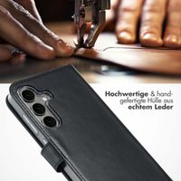 Selencia Echtleder Klapphülle Samsung Galaxy S25 - Schwarz