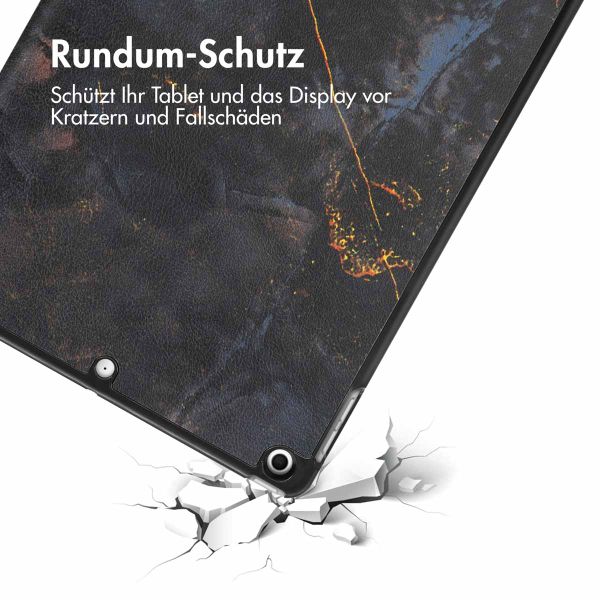imoshion Design Trifold Klaphülle Apple iPad 9 (2021) 10.2 Zoll / iPad 8 (2020) 10.2 Zoll / iPad 7 (2019) 10.2 Zoll - Black Marble