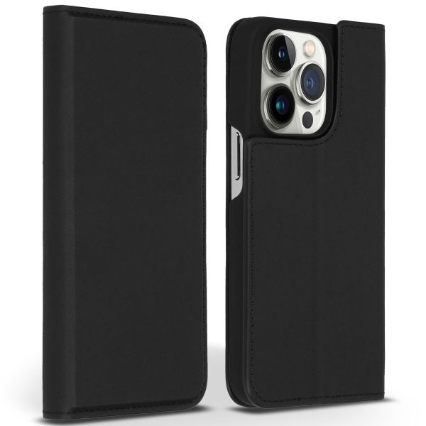 Accezz Premium Leather Slim Klapphülle für das iPhone 14 Pro - Schwarz