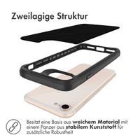 imoshion Rugged Hybrid Carbon Case für das iPhone SE (2022 / 2020) / 8 / 7 - Schwarz