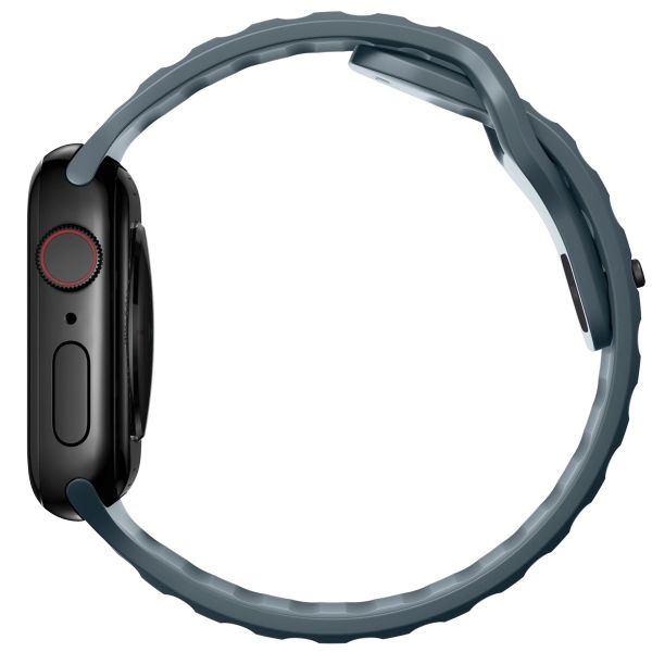 Nomad Sport Armband FKM für das  Apple Watch Series 1 t/m 9 / SE (38/40/41 mm) | Series 10 / 11 (42 mm) - Marine Blue