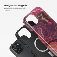 Selencia Vivid Tough Back Cover MagSafe für das iPhone 15 - Marble Purple